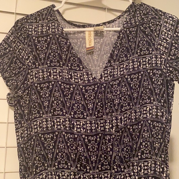 Romper - Picture 2 of 4